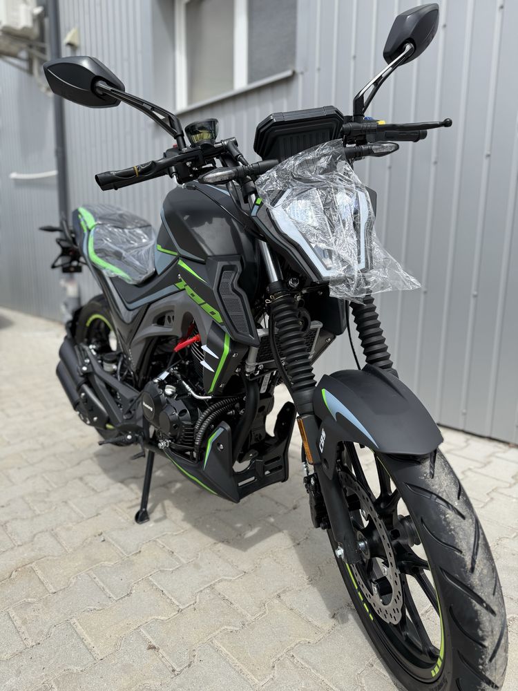 Musstang st 200
