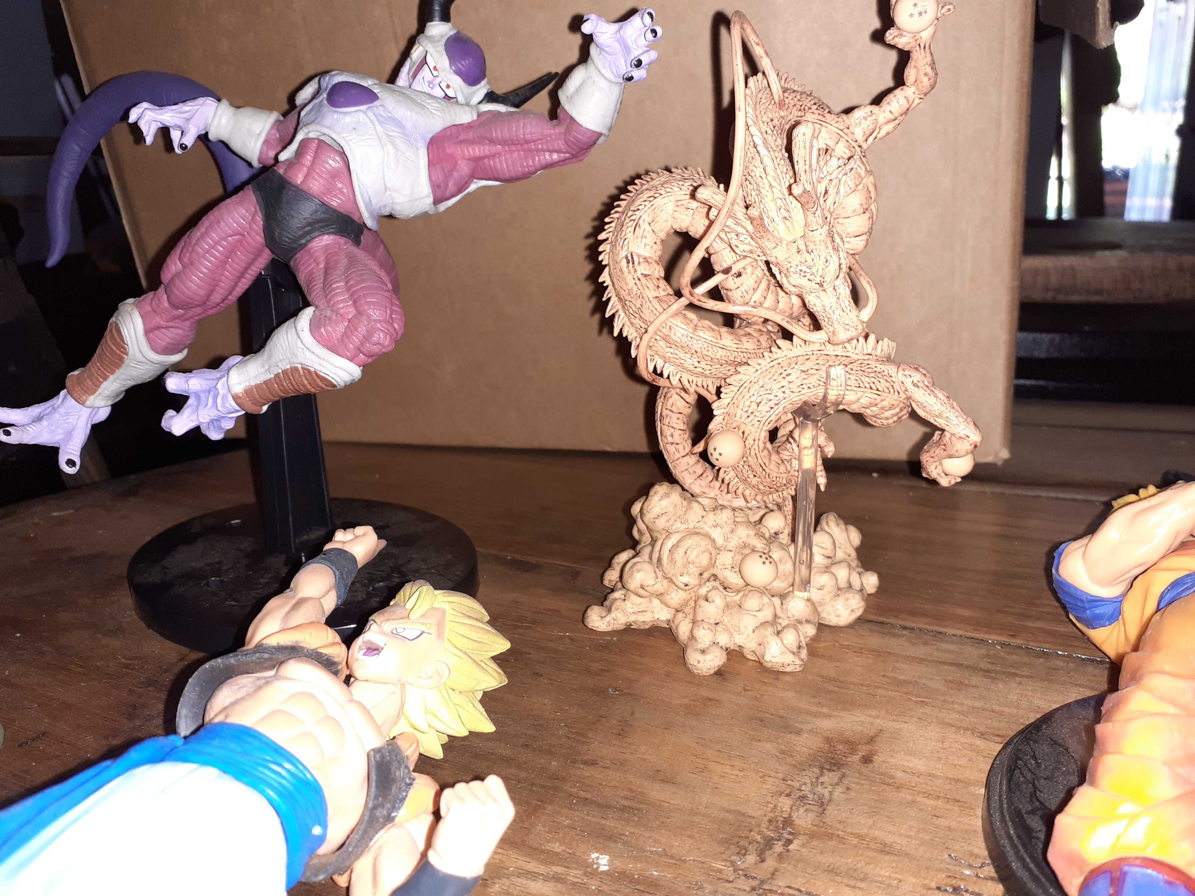 Figuras Dragon Ball Z Freeza Son goku vegeta cell broly trunks piccolo