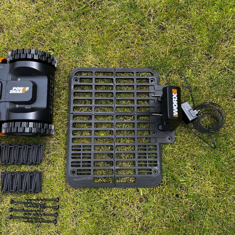 Robot koszący WORX Landroid S300 WR130E – Nowy