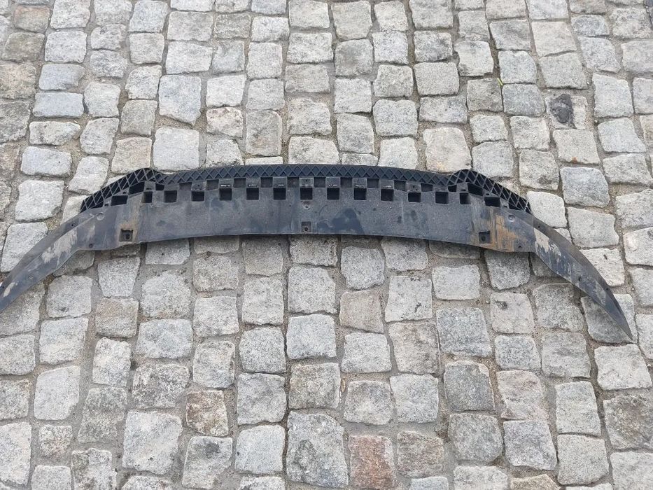 Dokładka zderzaka Audi A3 8P lift Spojler płyta dolna zderzaka przedniego 8P0955102B