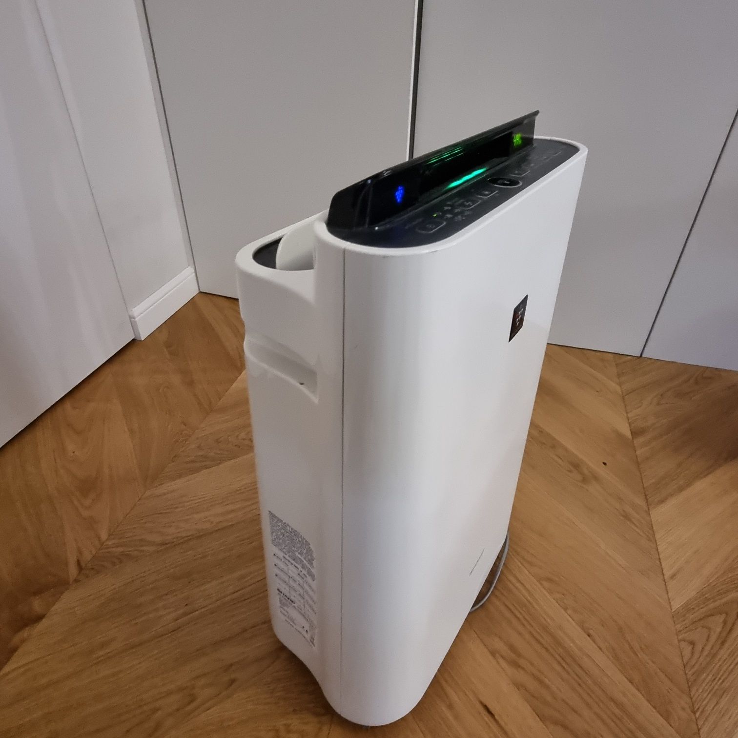 Oczyszczacz i nawilżacz powietrza Sharp KC-D40EUW