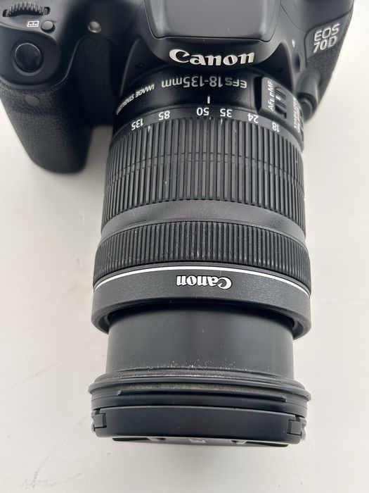 Фотоапарат Canon EOS 70D + обʼєктив та інше у комплекті