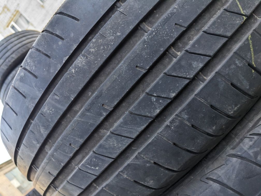 245/40R19 Goodyear Runflat