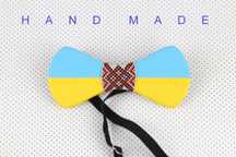 Бабочка с национальной символикой Украины. Ручная работа.