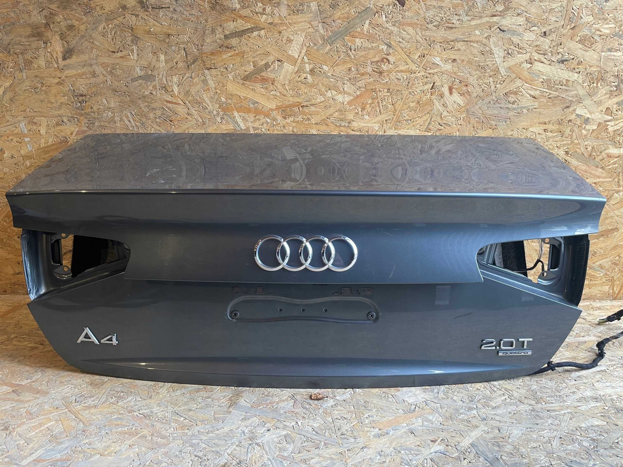 Audi A4 B8 Крышка багажника ляда седан универсал