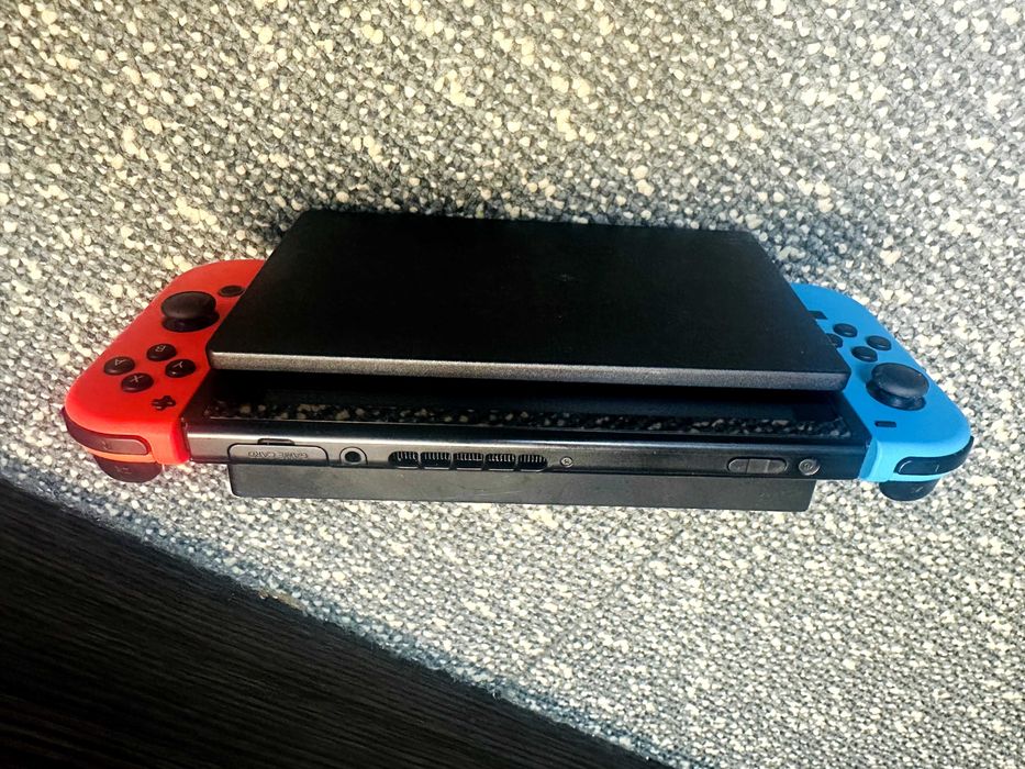 Nintendo Switch V2 – Model HAC-001 Możliwość zamówienia z Wysyłką!