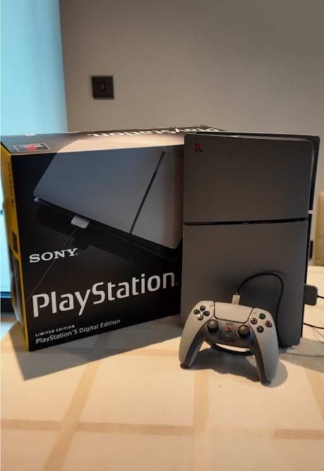 Playstation 5 - 30th Anniversary (30° Aniversario)
