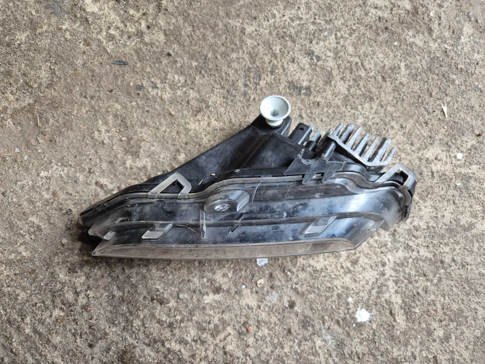 Range Rover Evoque II LED halogen lewy DRL