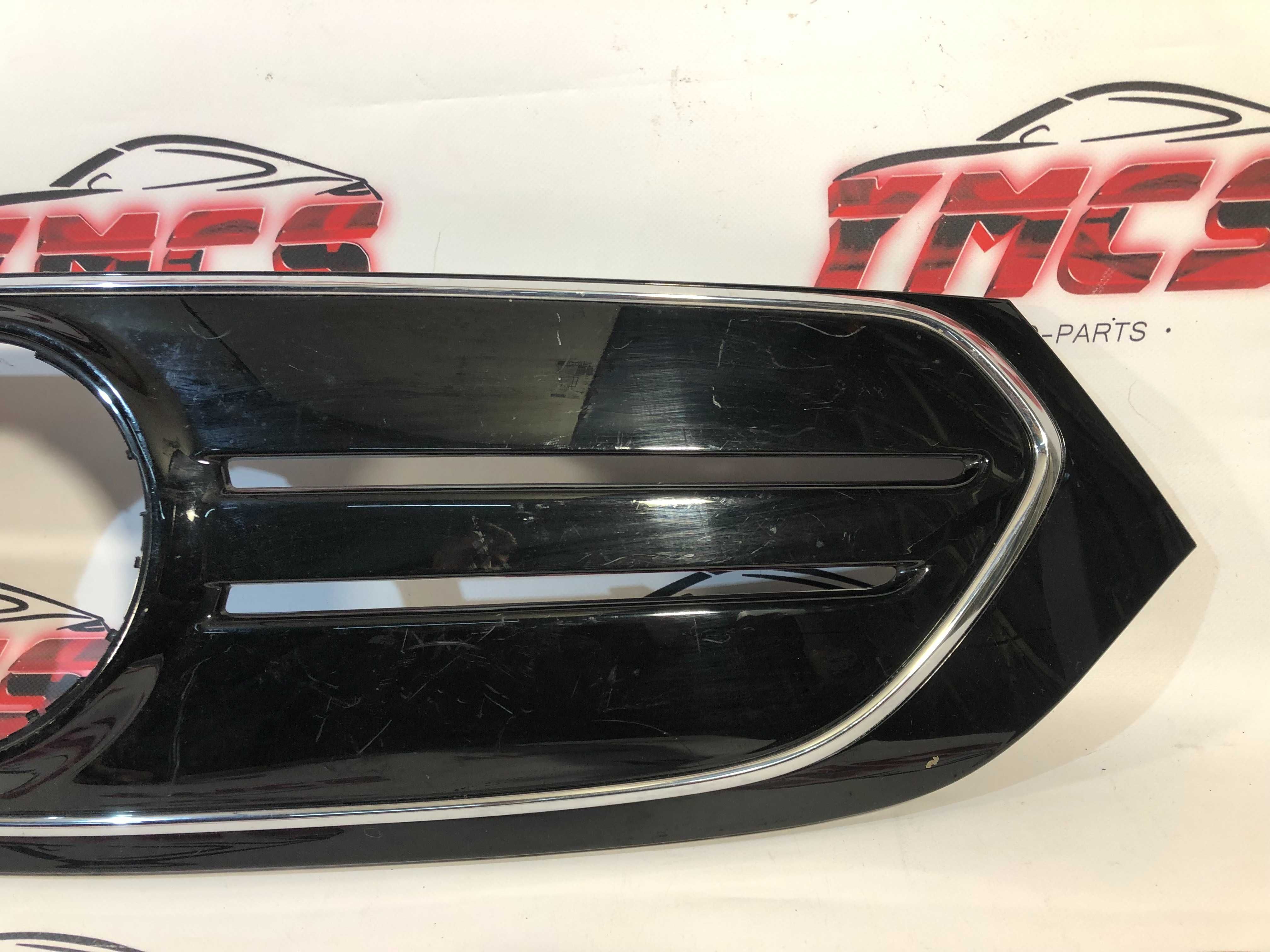 Aro Cromado Grelha MERCEDES W243 EQA EQB ORIGINAL
