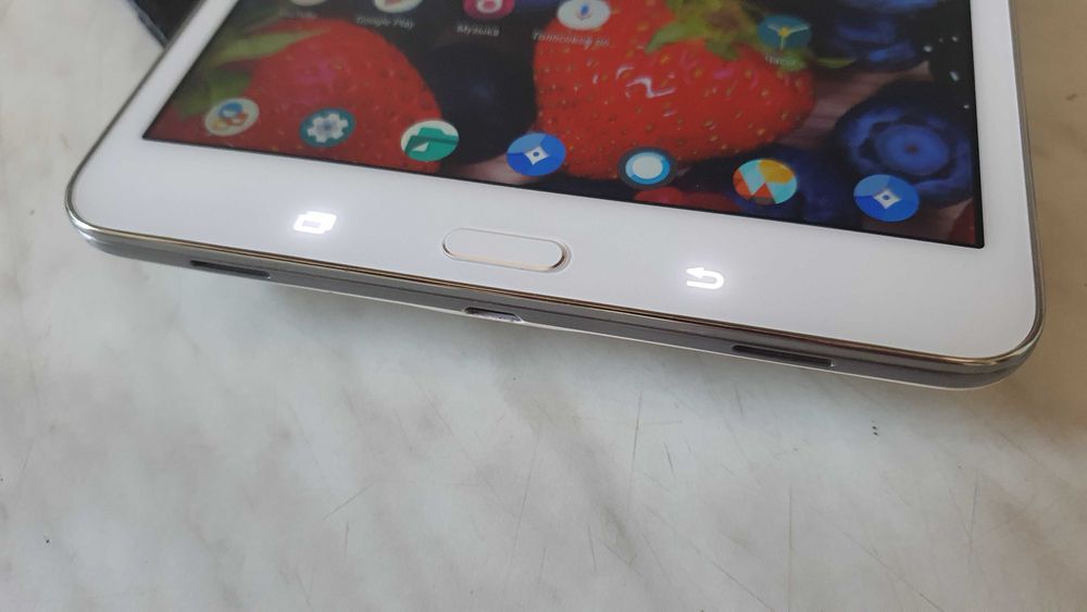 Ігровий Samsung Tab Pro T320 8 ядер 16GB 9-андроїд