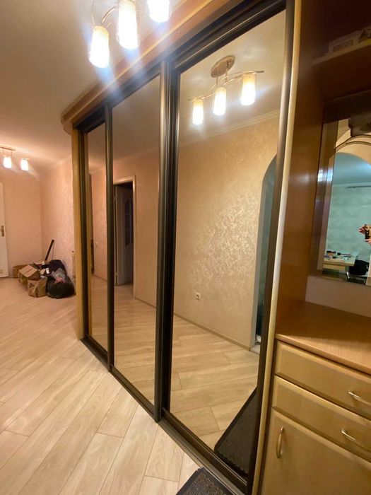 Велика шафа-купе , шкаф-купе