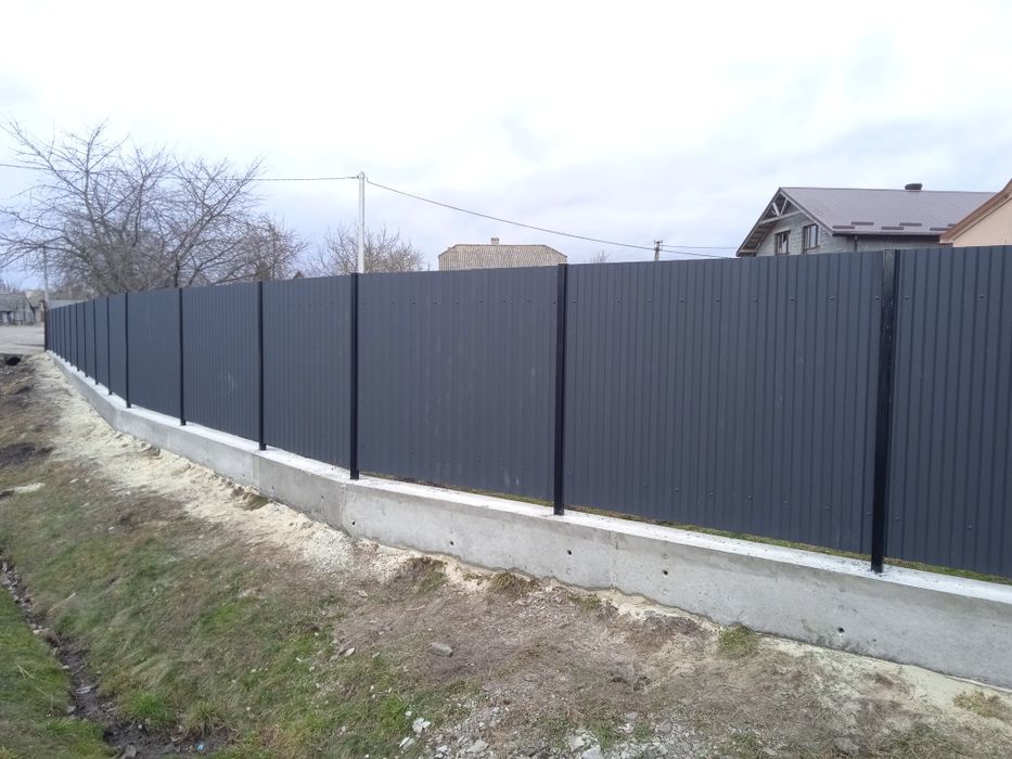 Паркани Огорожі фундаменти чорнові стяжки
