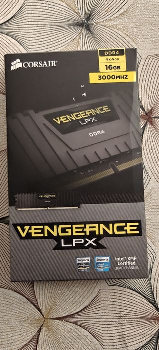 Pamieci Corsair Vengeance LPX DDR4 16GB