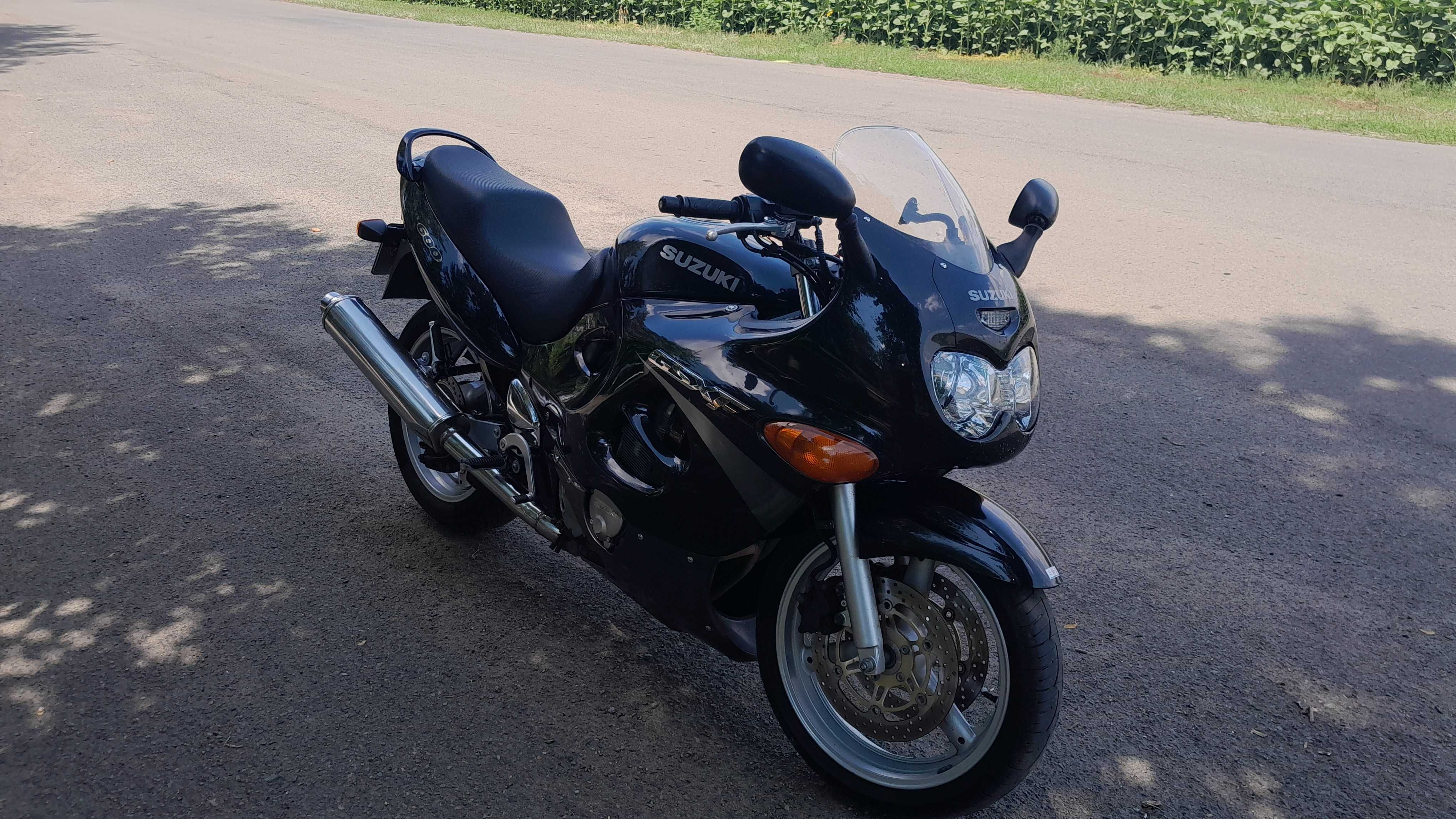 Suzuki Katana 600