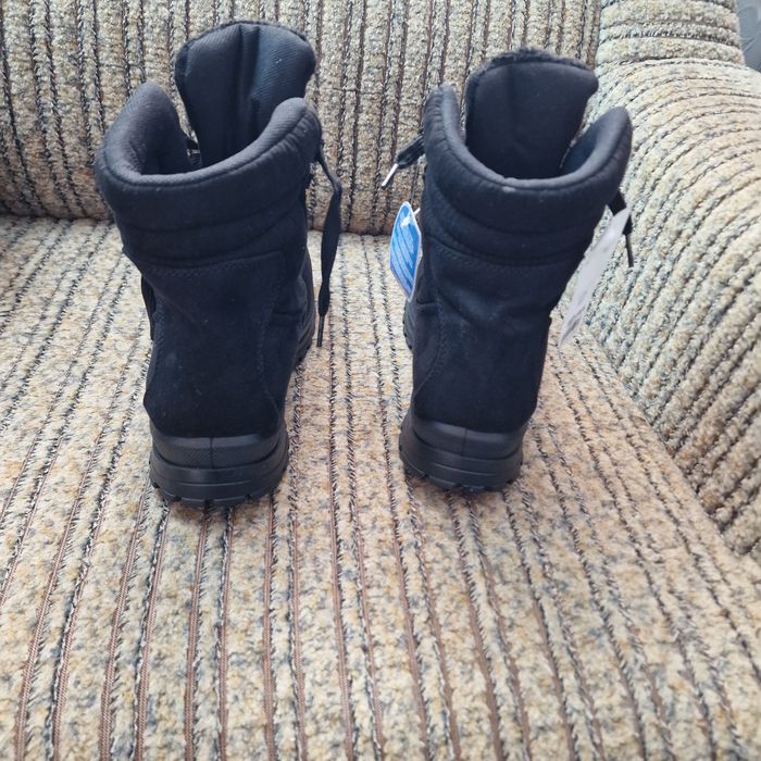 Взуття жіноче розмір 38