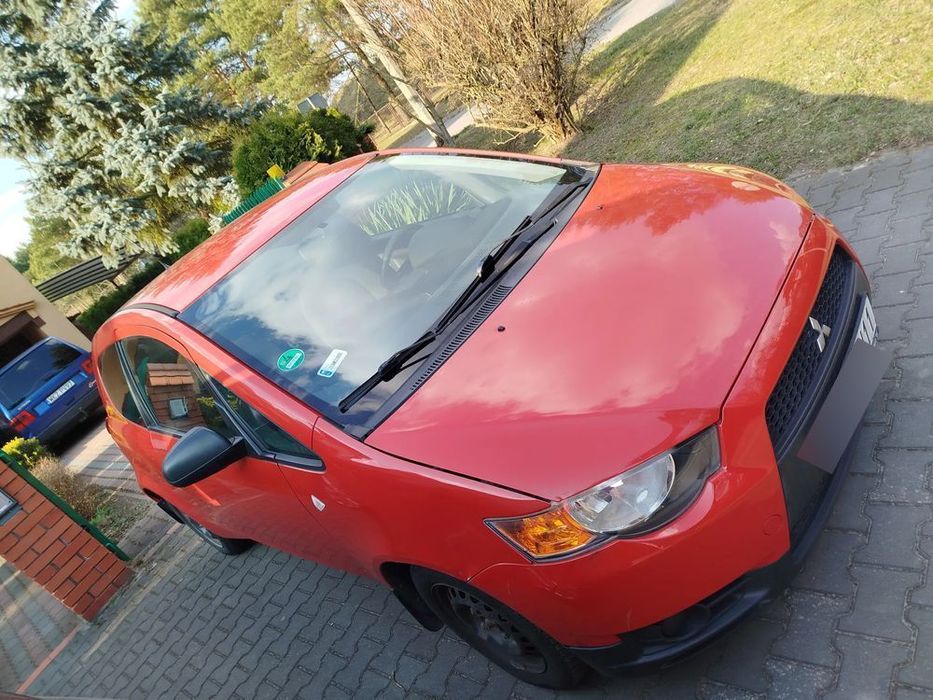 Mitsubishi Colt Auto w bardzo dobrym stanie technicznym.