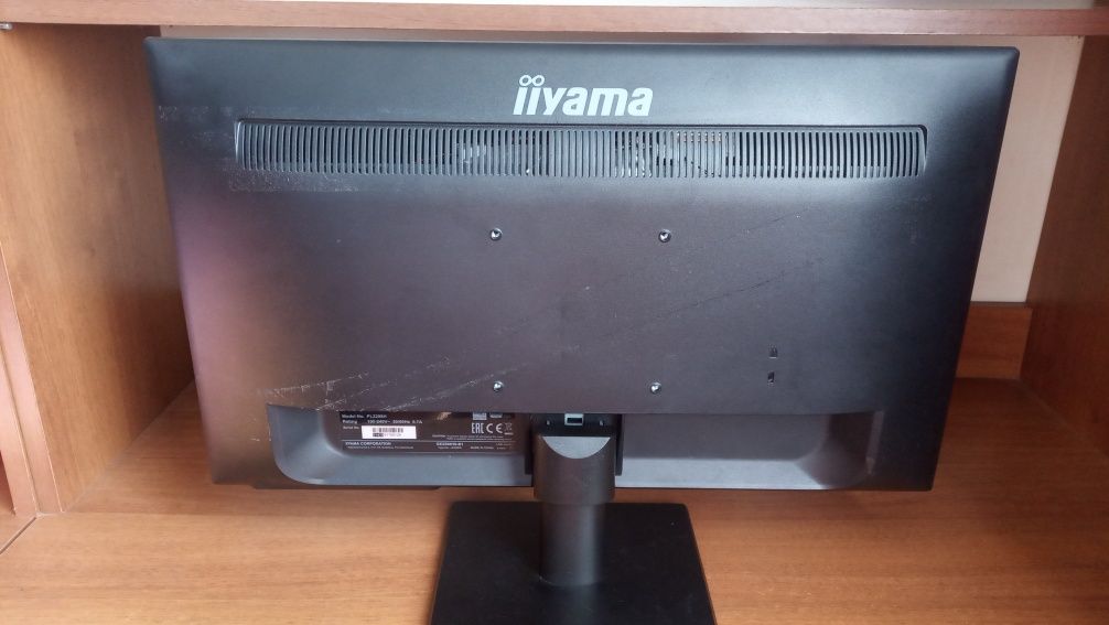 Монитор 22"  liyama PL2288H