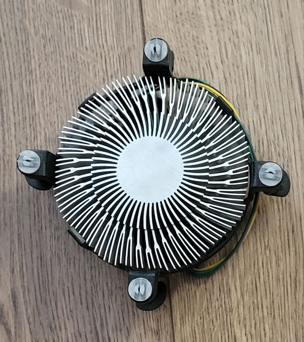 Процесор Intel Pentium G4560 (гіперпень) 2c/4t | В хорошому стані!