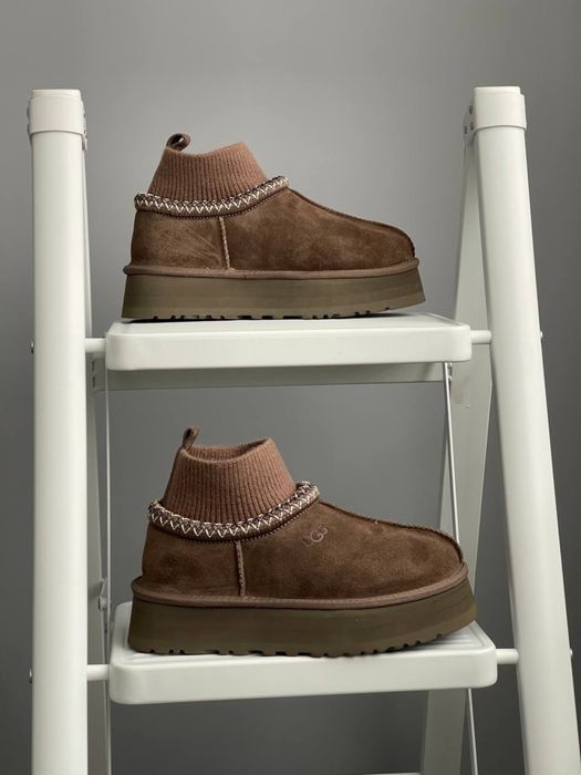 Угі з носочком UGG Tazz Platform Sock колір горіх