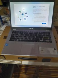 Laptop Asus bialy
