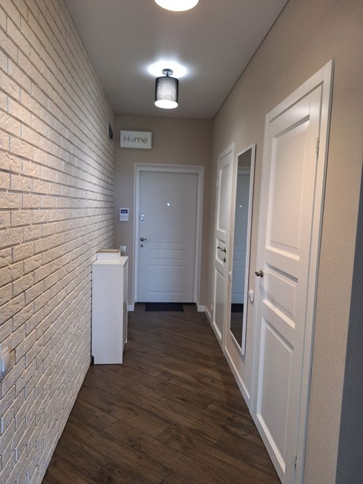 Продам евротрикімнатну з терасою Буча Власник