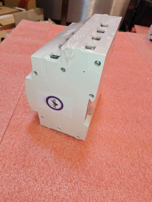 Перемикач "АВР" 4Р./63А. "Tomzn"