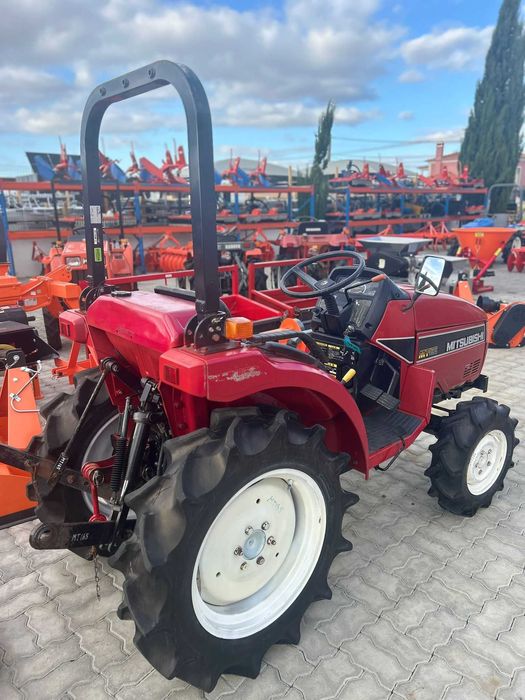 Mitsubishi MT165