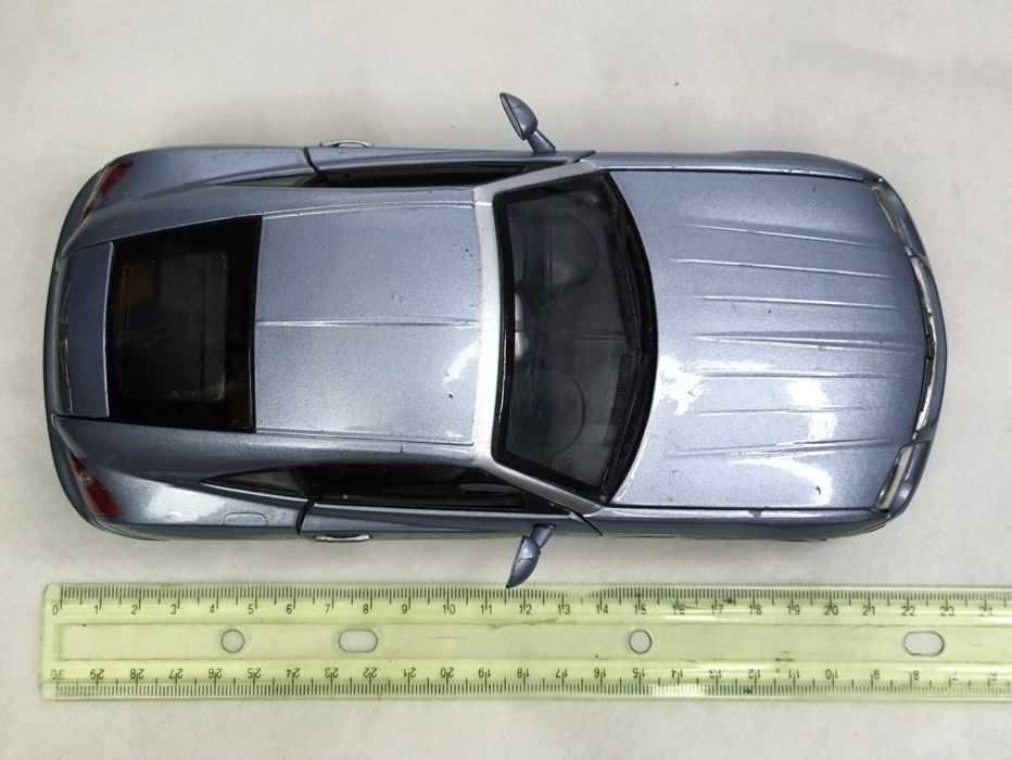 Модель Chrysler Crossfire 1/18 Motormax