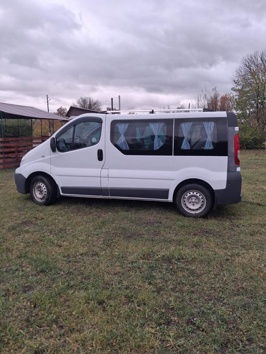 Рено трафік 2009р пасажир