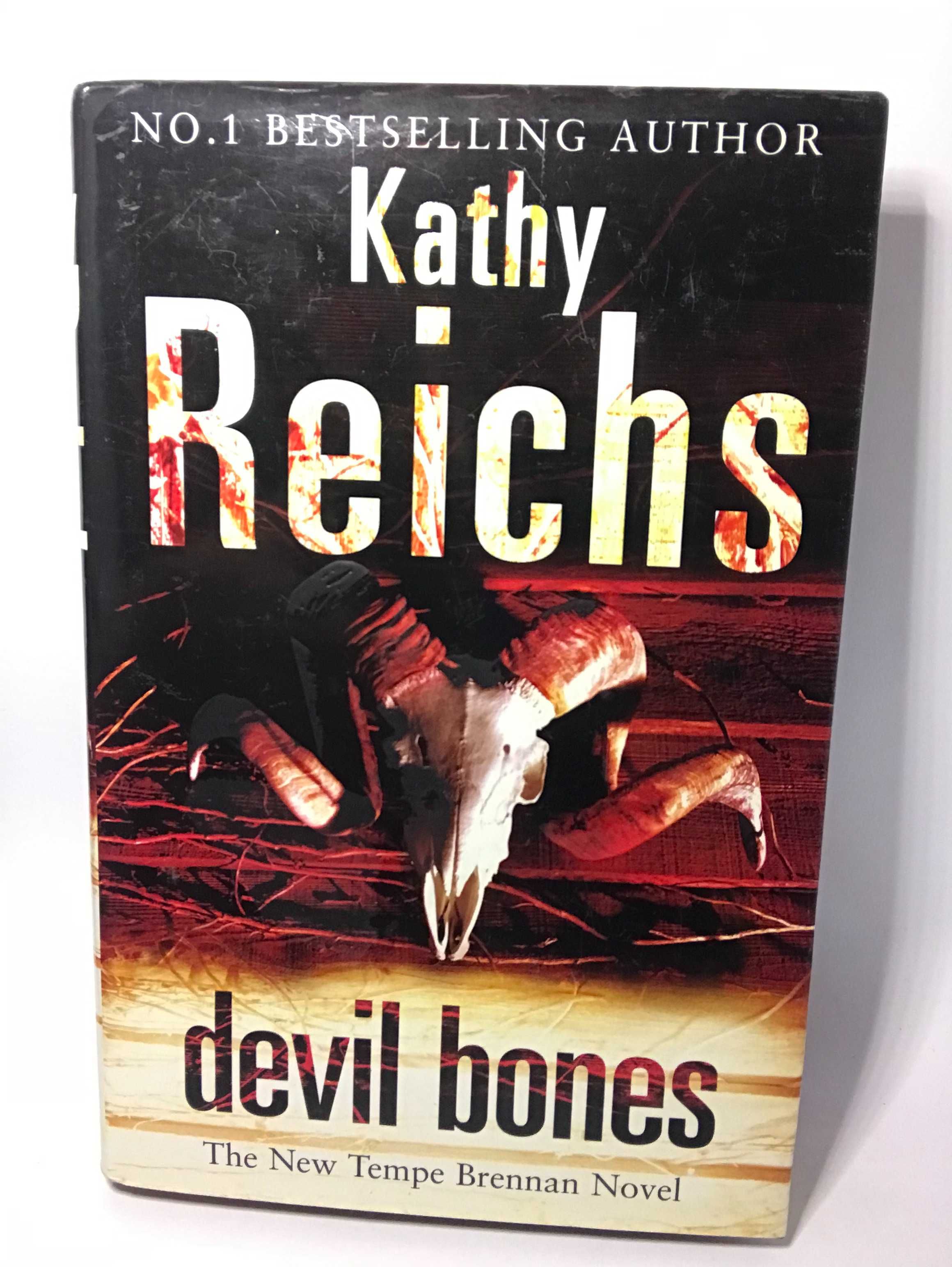 Devil Bones - Kathy Reichs
