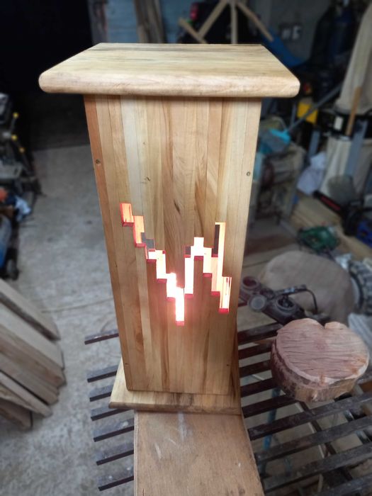 Годинники світильники менажниці з дерева в подарунок