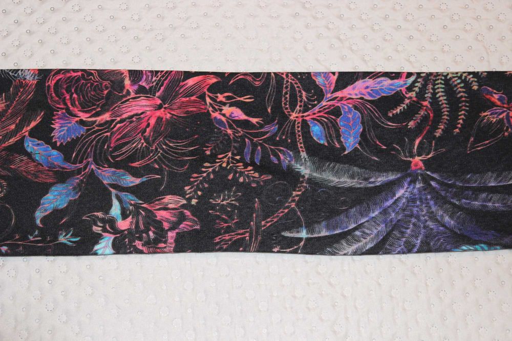 Nowy szaliczek na wiele sposobów.