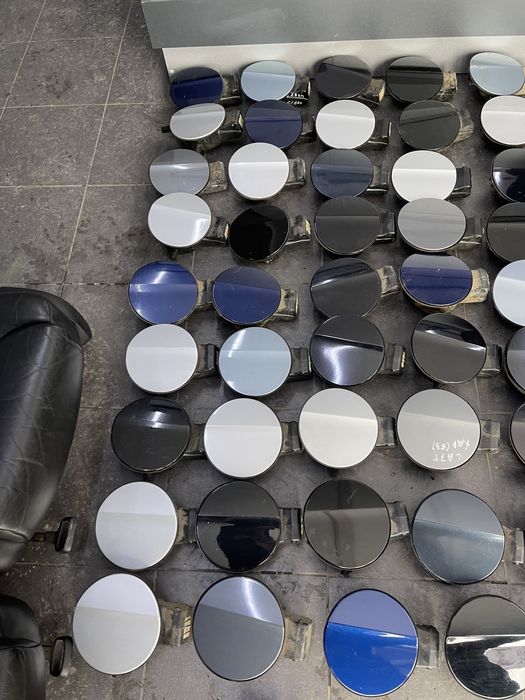 Лючок бензобака кришка бака Passat B6 Пассат Б6