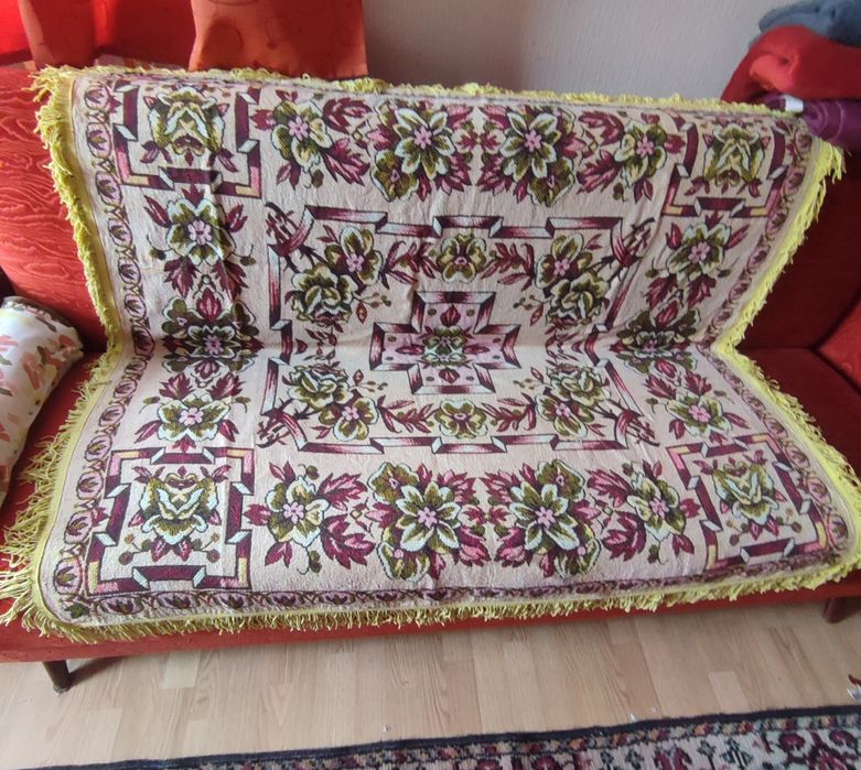 ,  покривало на диван