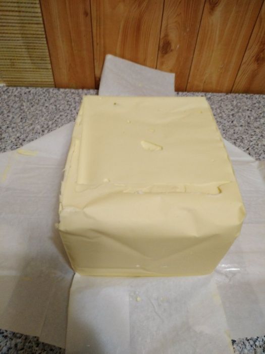 Масло вершкове з  доставкой поштою і машиною у Київ, Дніпро, Самар, Ка