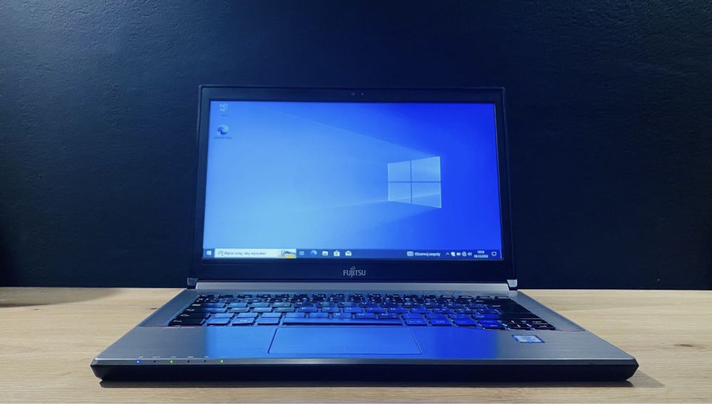 HIT ! Szybki Laptop Fujitsu i5-6200u 8 GB / 256 SSD