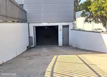 Armazém com 380m2