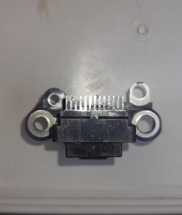 Реле регулятор напруги (шоколадка) генератора ford 3.5 V6 VRH2009242