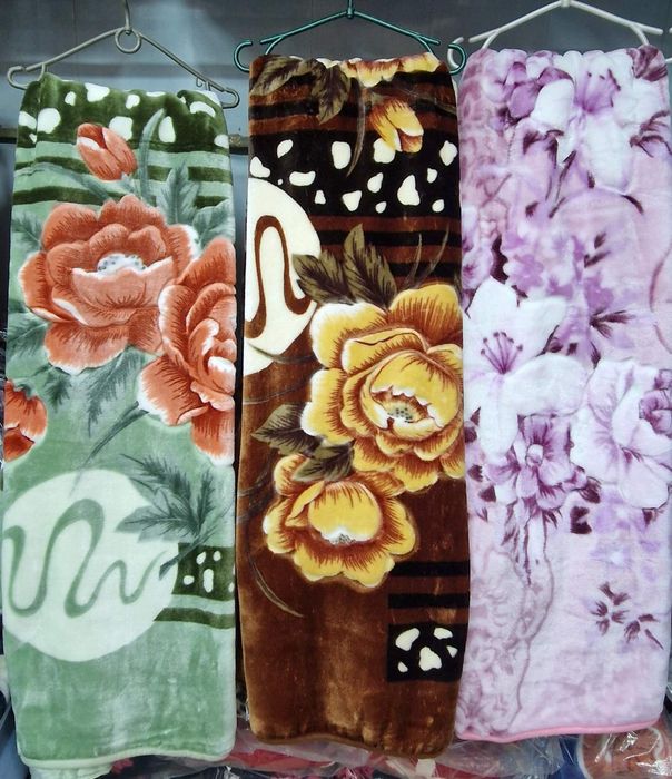 Теплі пледи Vitas 160x220. 1,9 кг. Багато кольорів.