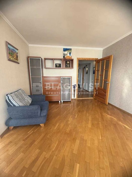 Володимира Івасюка 64/56 , Оболонь, Героїв Дніпра,