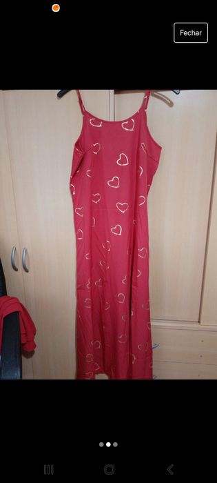 Vestido vernelho comprido