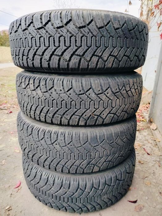 Продам шини зима r15