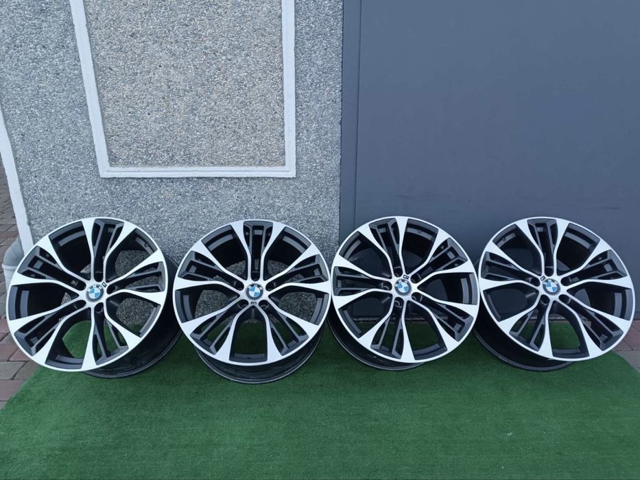 Оригінальні диски R21 BMW X5 F15 X6 F16 E70 599 M Style
