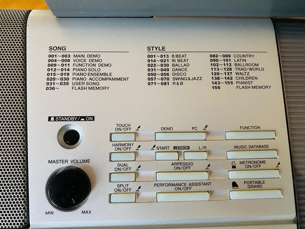 Keyboard Yamaha PSR E403