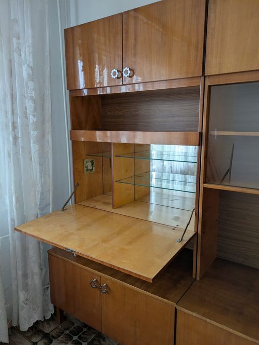 Meble PRL – komplet segmentów „Przyszłość” Jelenia Góra, stan dobry, L