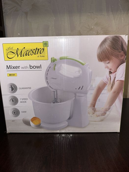 Міксер із чашею 2,5л Maestro mr551