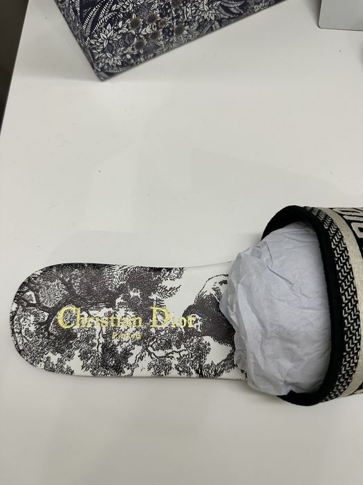 Christian Dior Chinelos
