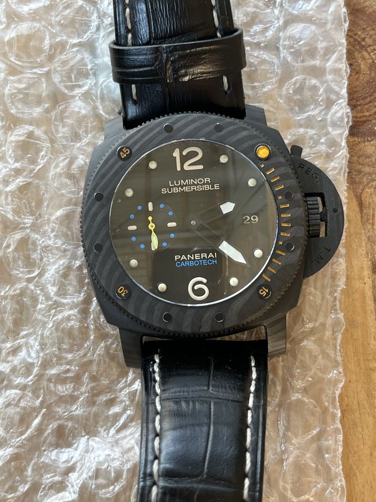 Часы Paneraj в идеальном состоянии.