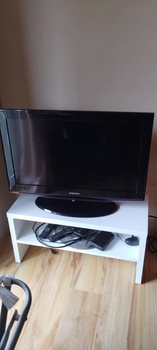Telewizor samsung 32cale + dekoder