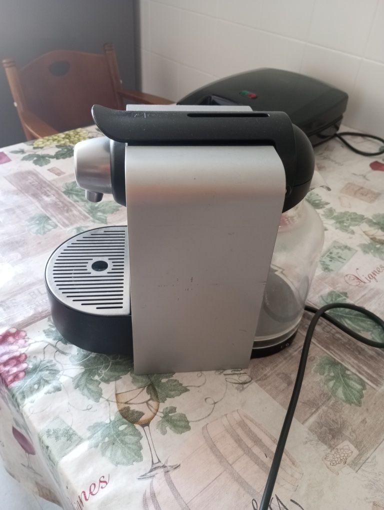 Vendo máquina de café expresso